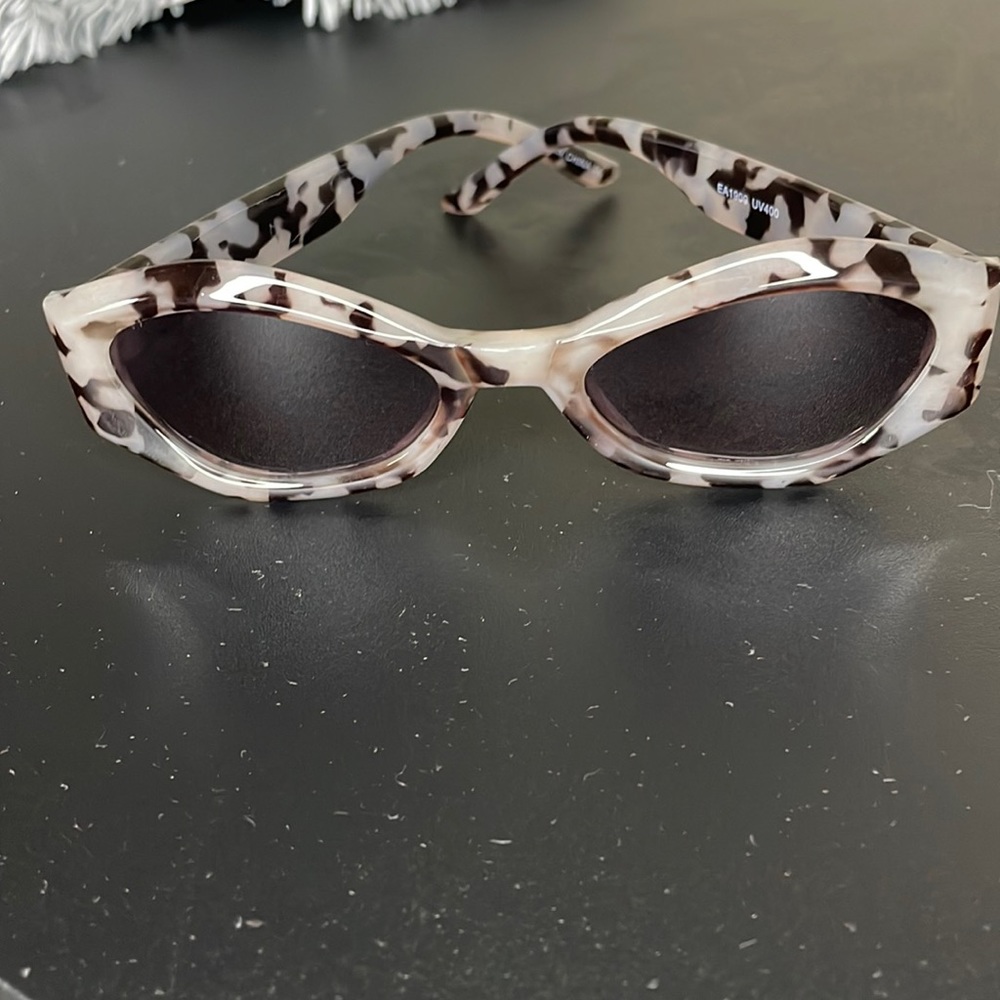 Printed sunglasses